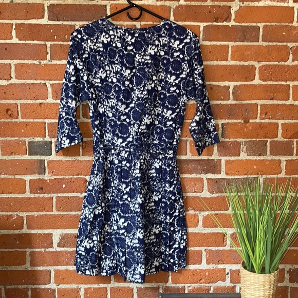 Gap Dress Full Front Button 3/4 Sleeve Tie Waist Blue & White Size 6 - Picture 10 of 10